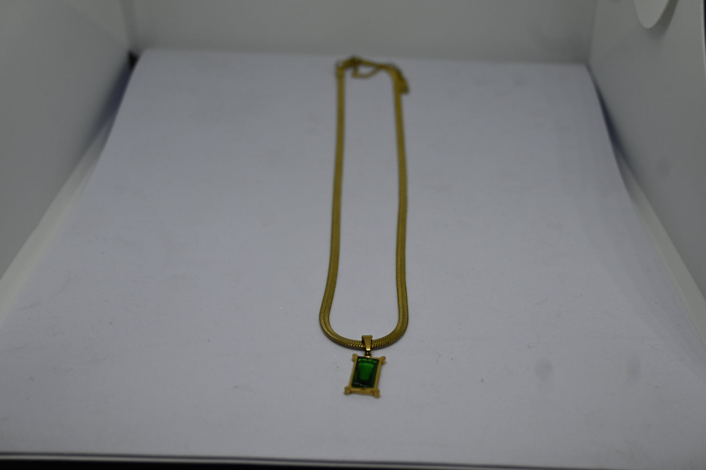 Emerald Stone Chain