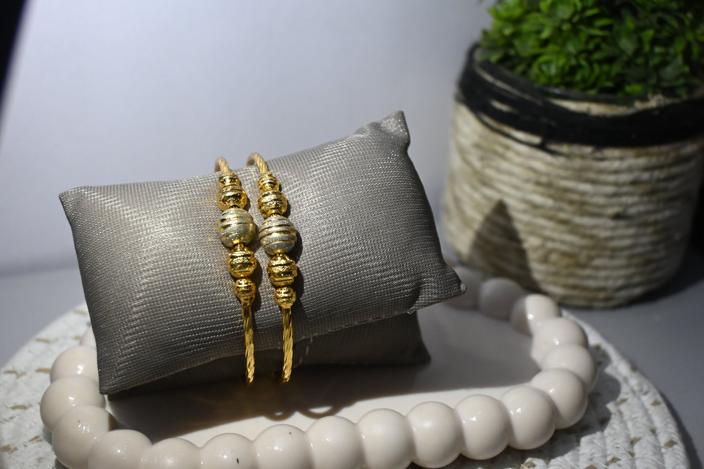 Gold Coil Kada