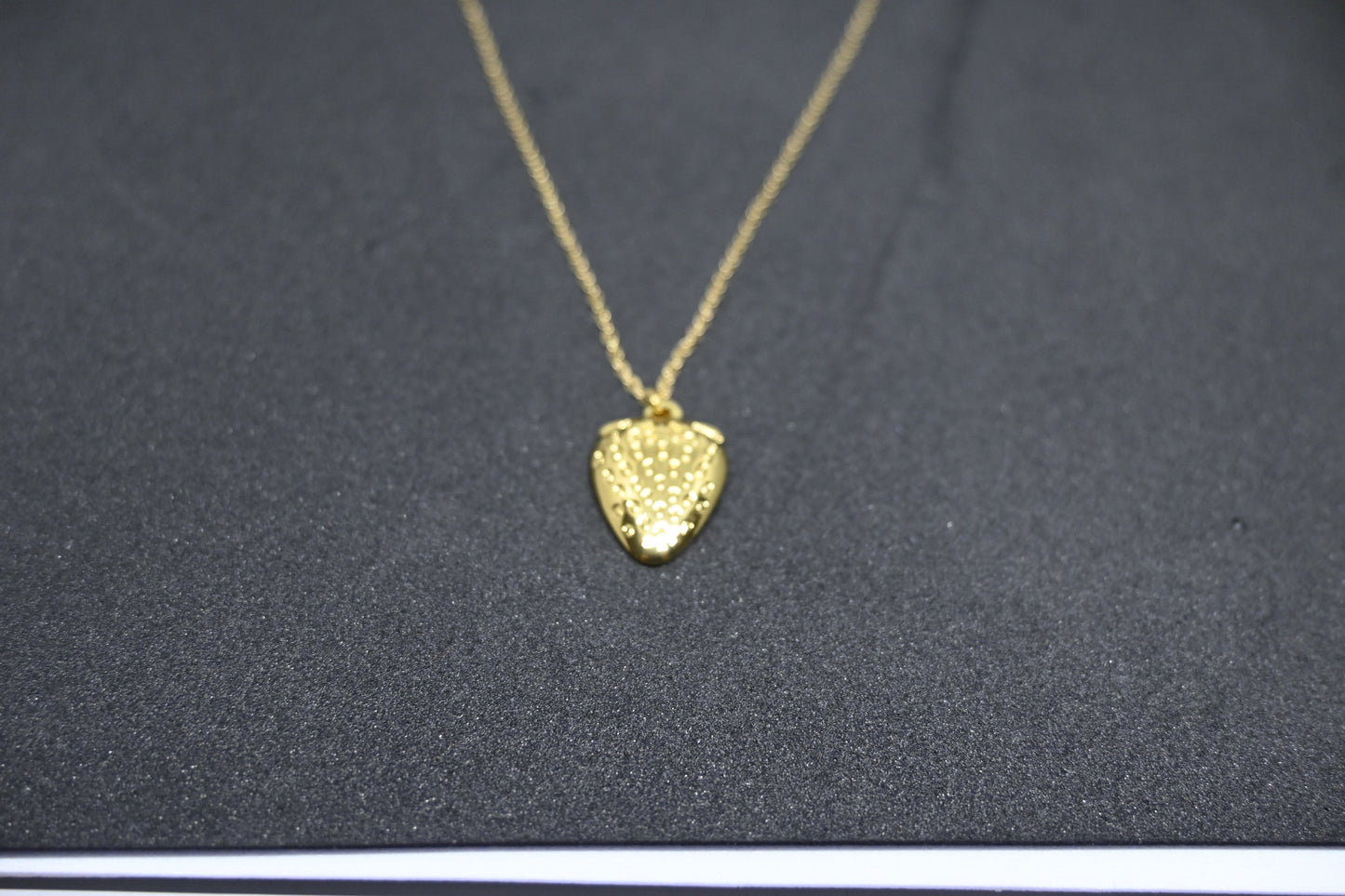 Strawberry Chain