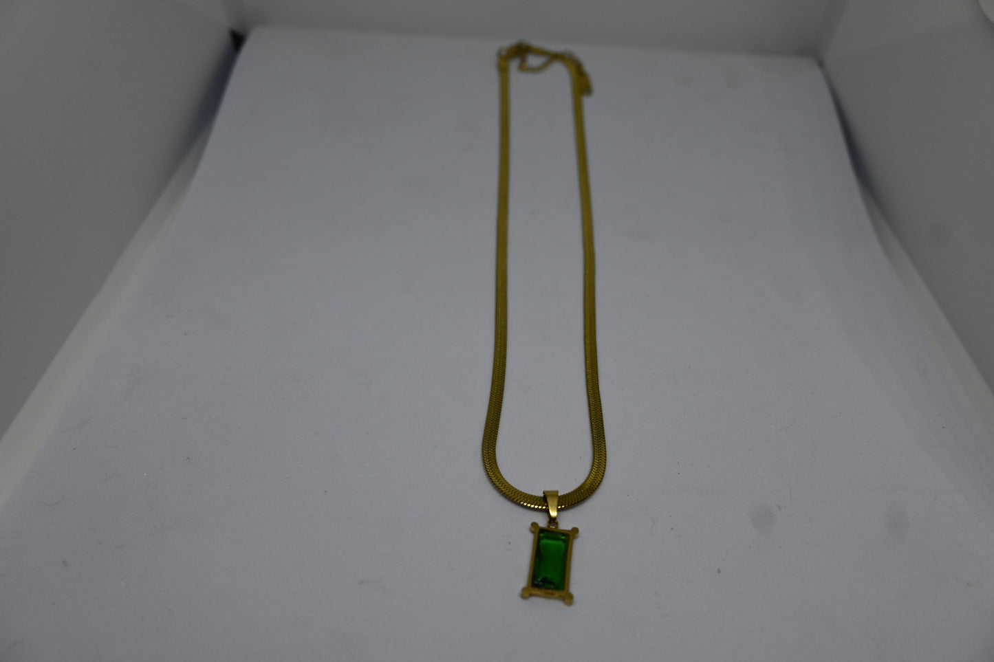 Emerald Stone Chain