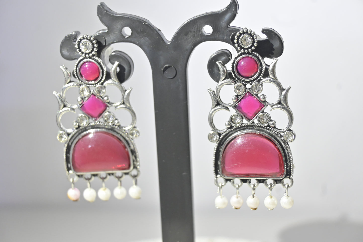 Empress Dangles