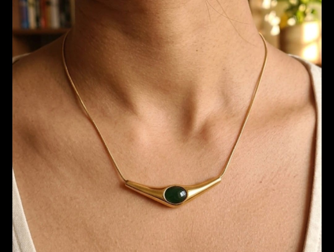 Demifine Emerald Chain